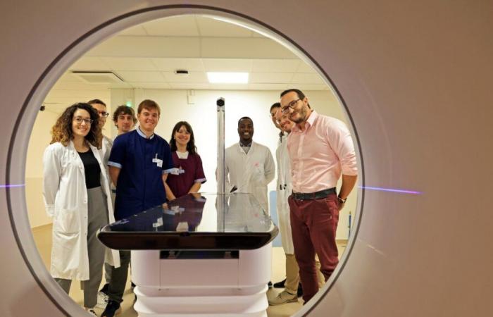 the radiotherapy center will open on time