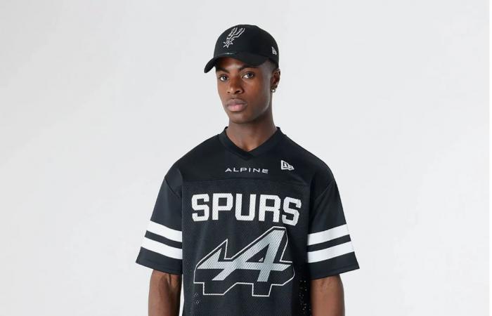 Merchandising – The Alpine F1 team collaborates with New Era and the San Antonio Spurs