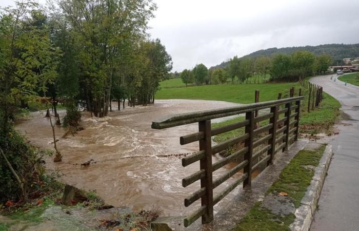 Incredible: In Saint-Clair 3 bridges out of 4 submerged