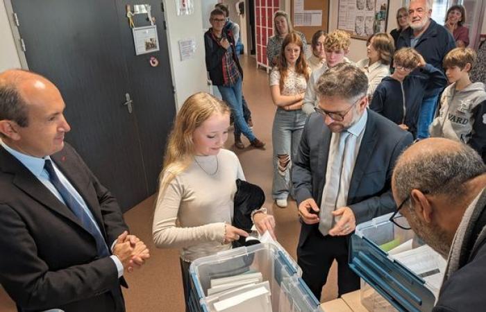 In this Haute-Loire college, we are experimenting with “cellphone-free”