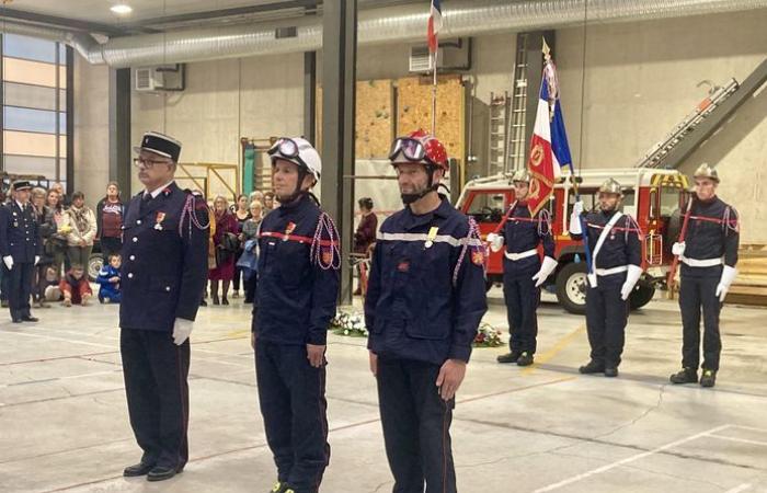 Captain Benoît Tomczak officially takes command of the Millau fire and rescue center