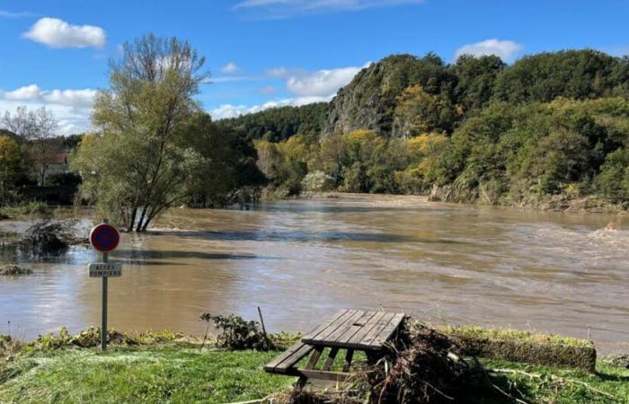 municipalities in Haute-Loire still do not have a network