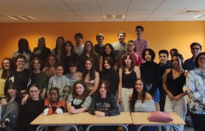 Indre-et-Loire: a first STD2A class from the Choiseul high school wins the 2024 Samuel Paty prize