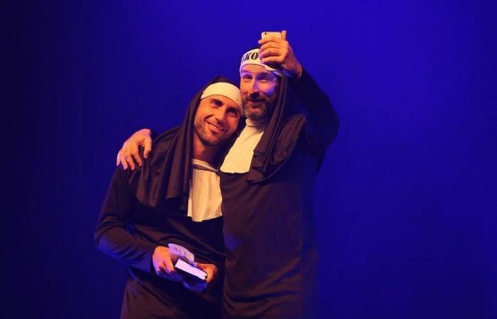 When argument becomes an art: Les Décaféinés, an inseparable duo on stage returns with “The 2 last friends in the world”