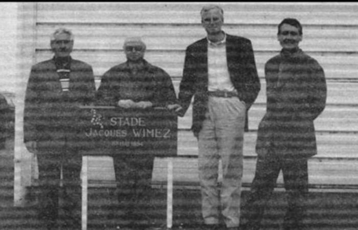 This day when Michel Barnier visited the Quiestède football club