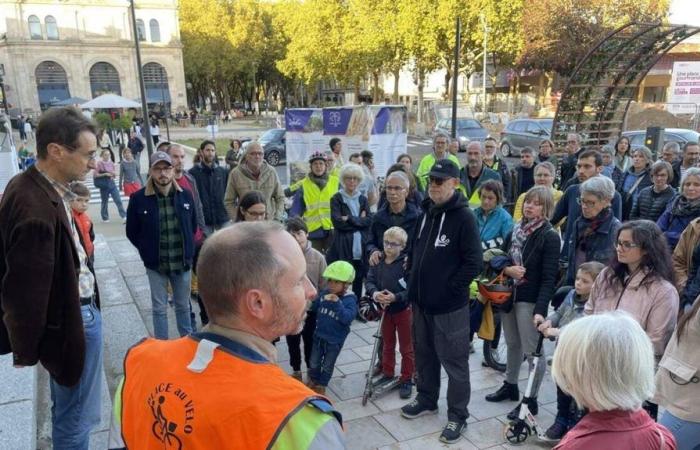 in Laval, around a hundred people gathered to show their indignation