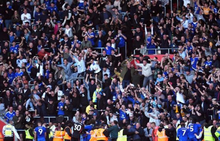 Leicester come back from 2-0 down to win 3-2 at St Mary’s