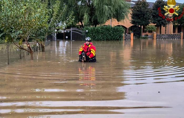 More than 2,000 people evacuated and one dead in Italy, affected by floods