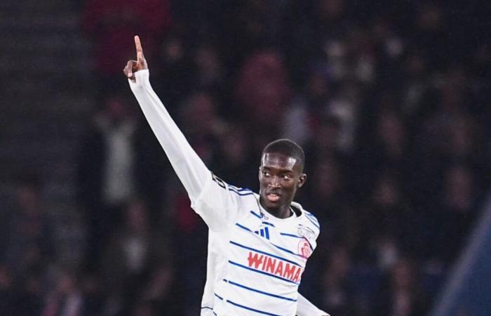 First professional goal for Pape Daouda Diong (Strasbourg) against PSG