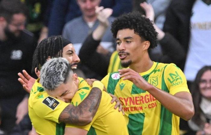 FC Nantes – OGC Nice. Lafont and Abline at the top, Zézé and Amian in the tough… The notes of the Nantes residents