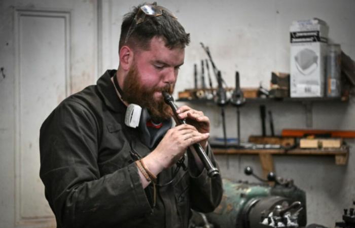 In Scotland, the last artisanal bagpipe manufacturers – 10/20/2024 at 05:07