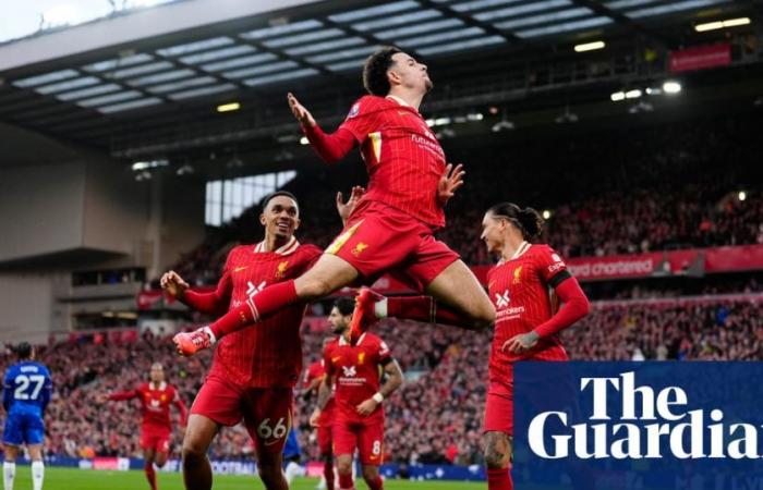 Curtis Jones strikes to sink Chelsea and reclaim top spot for Liverpool | Premier League