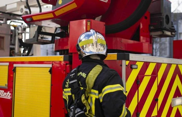 A fire in progress in the Saint-Félix district of Nantes