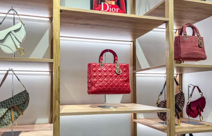 Second-hand luxury handbags, discover the unique Héritage boutique in Yvelines