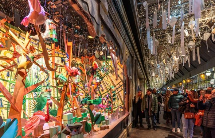 Christmas Windows in Paris 2024, the magical program for department stores