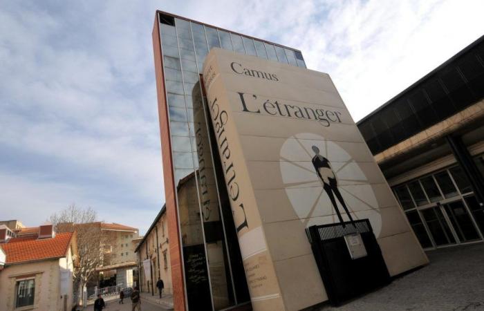 The large books of the Méjanes library in Aix-en-Provence will be dismantled… before moving?