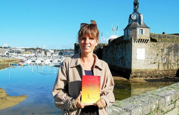 Sabine Graissaguel presented her first book at the bookstore Le Livre et la Plume in Concarneau