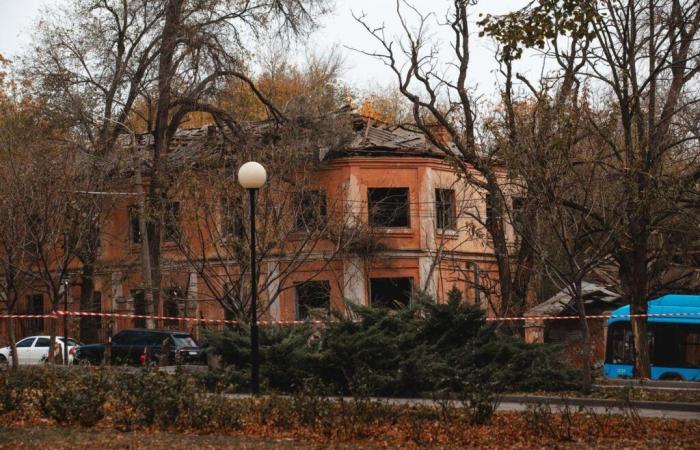 five dead and 20 injured, including children, in Russian attack in Dnipro