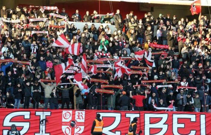 Ligue 2. The match between Ajaccio and Bastia interrupted and postponed to a later date