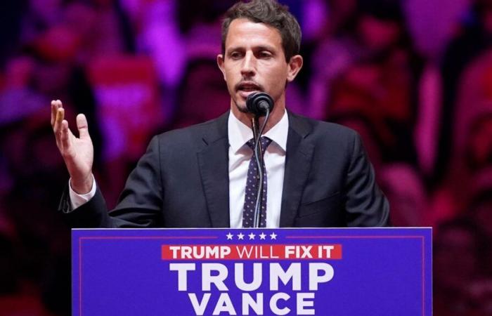 Comedian Tony Hinchcliffe Calls Puerto Rico ‘Floating Island Of Garbage’ At MSG Donald Trump Rally