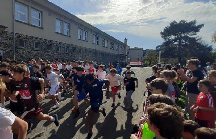 In October, Jeanne-d'Arc students mobilized in Figeac