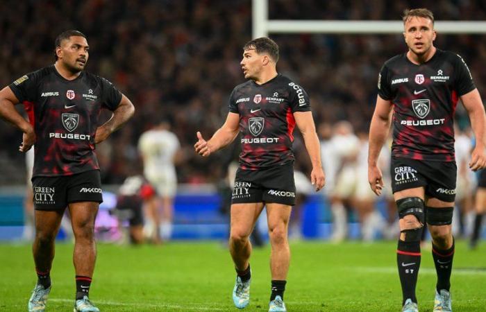 XV of France- The weekend of the Blues: the Toulouse residents ensure before their departure, Antoine Hastoy under water