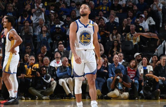 Warriors’ Curry exits loss to Clippers with left ankle sprain