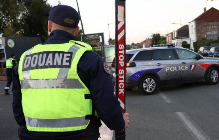 France maintains border controls with Belgium beyond November 1