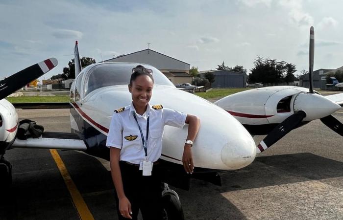 Amathoullah Adinani, first Mahoran airline pilot