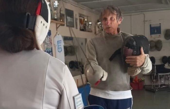 In Orange, fencing serves women with breast cancer