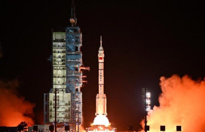 Three Chinese astronauts fly to the Tiangong space station