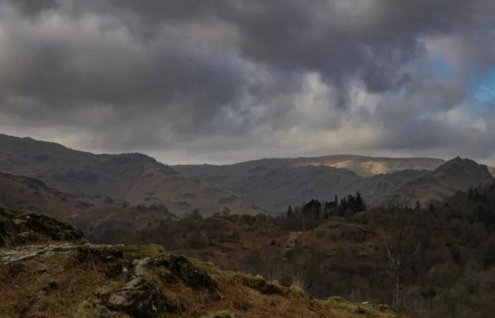 Will settled weather stick around across Halloween into early November?