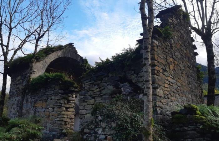 This small town in Haute-Garonne is fighting to restore and preserve its Romanesque chapel