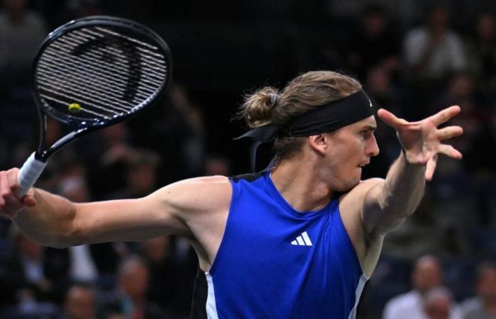 Zverev hits ATP Masters 1000 milestone in Paris, De Minaur on cusp of Turin cut | ATP Tour