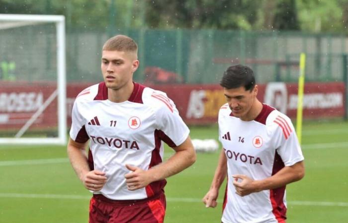 Dovbyk doubt for Juric, Le Fée sprints in midfield for a starting shirt