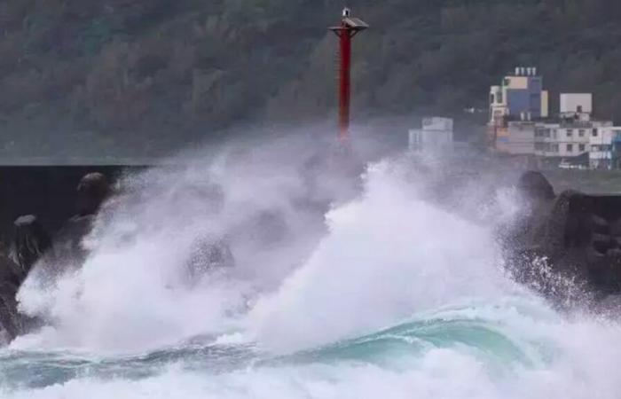 Powerful typhoon Kong-rey leaves at least one dead, 73 injured