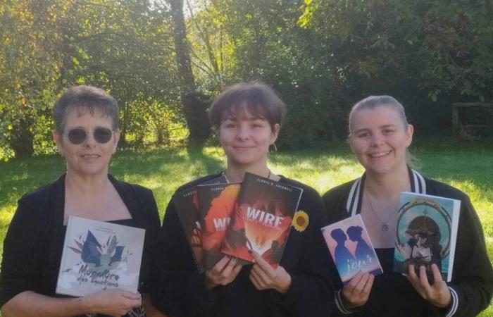 Near Saint-Lô, Cyrielle, Élodie and Caroline write and illustrate their self-published books