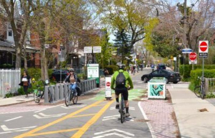 ONTARIO PLANS TO REMOVE BIKE LANES IN TORONTO’S DOWNTOWN CORE