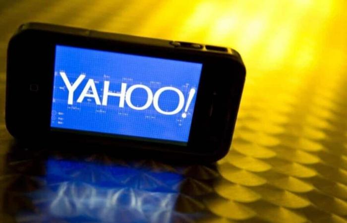 Many Quebecers can get $375 from Yahoo! if they do it quickly