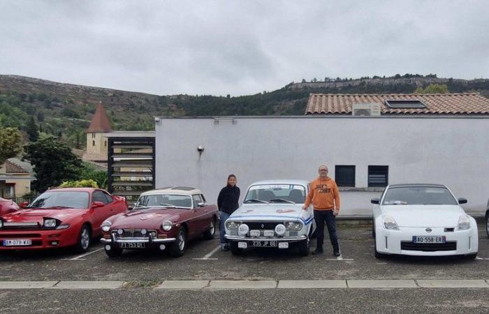 Countryside-sur-Aude. Night outing of old vehicles