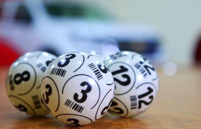 He wins 44 million in the lottery… and is surprised to still not have received his money several months later!