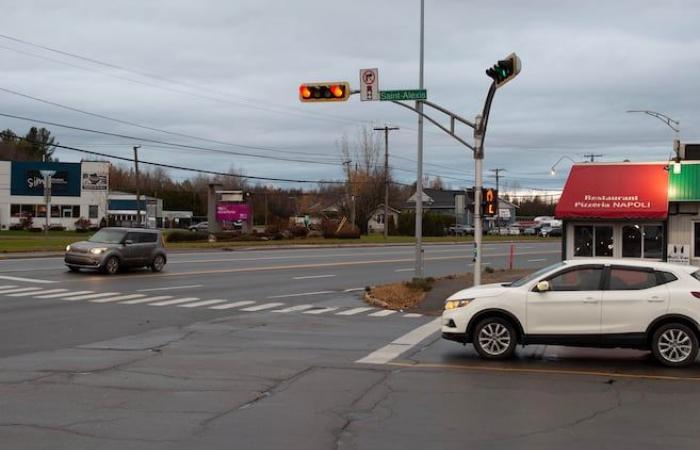 A young woman loses her life in an accident on Thibeau Boulevard