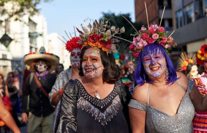 A festival for traveling to Mexico from Paris!