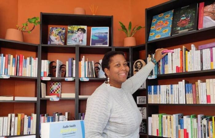 REPORTING. In Paris, the bookseller Calypso tells about overseas