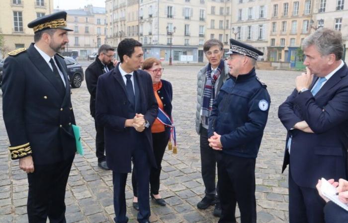 the Secretary of State meets the police officers who protect places of worship for All Saints' Day