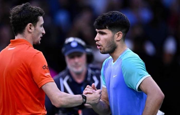 Carlos Alcaraz knocked out of the Paris Masters by 18th-ranked Ugo Humbert