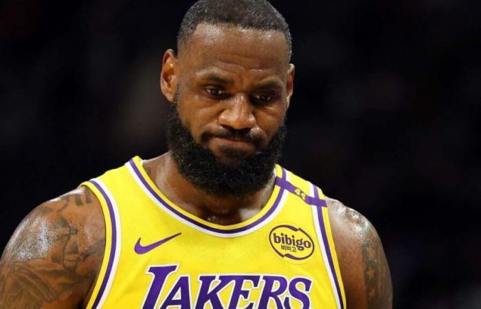 Basketball star LeBron James calls to vote for Kamala Harris