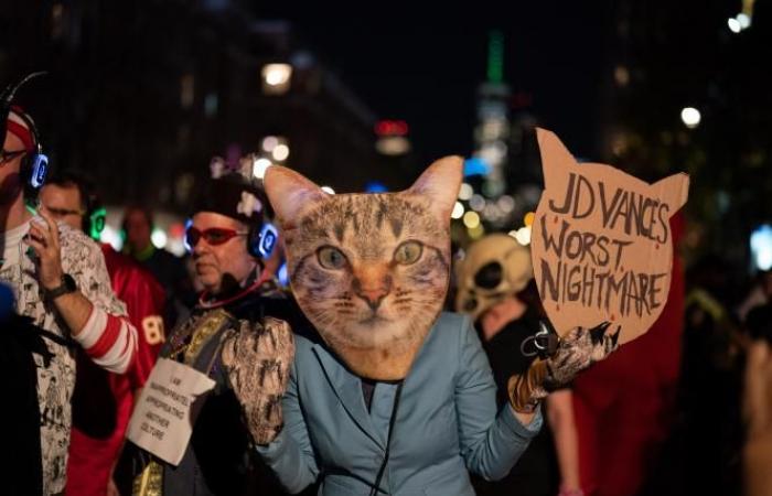 In New York, a very political Halloween parade five days before the elections (photos)