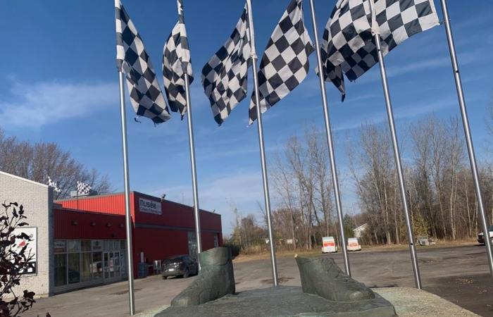 The statue of Gilles Villeneuve stolen from the museum dedicated to him