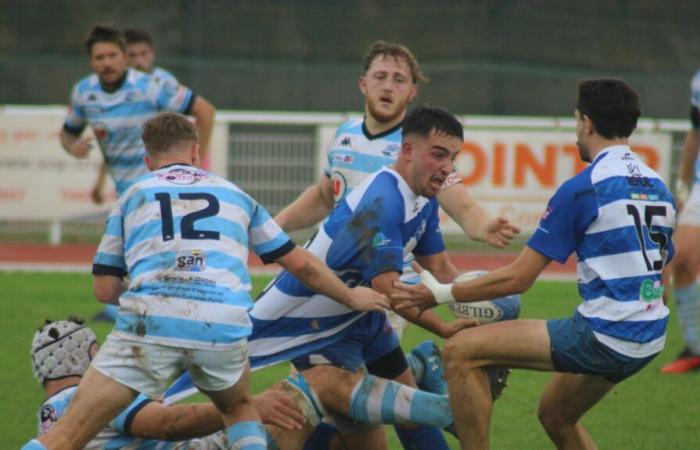 rugby match at the summit on Sunday at the sports stadium